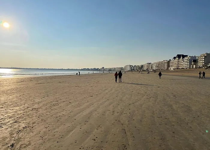 La Baule Family